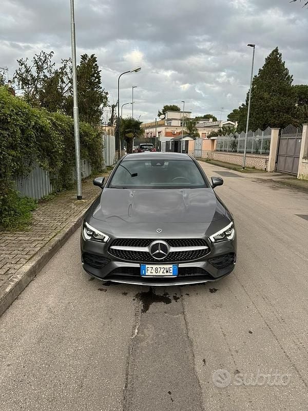 Usata Mercedes CLA180 AMG line 136 CV (100 kW) 2020 Grigio Berlina