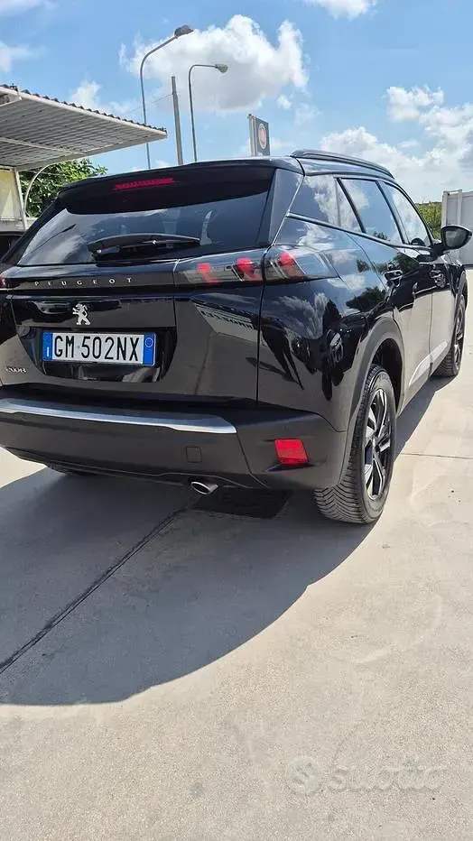 Usata Peugeot 2008 Allure 131 CV (96 kW) 2023 Nero SUV