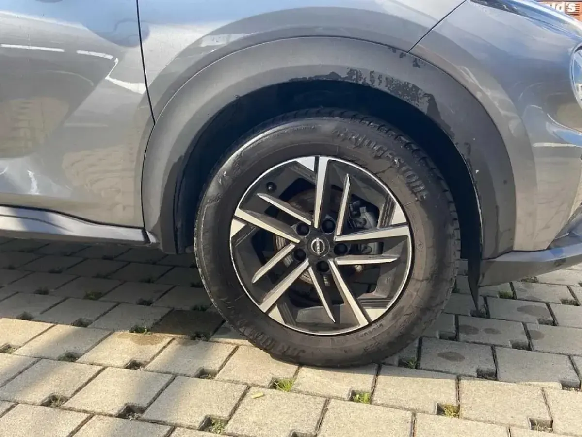 Usata Nissan Juke N-Connecta 114 CV (83 kW) 2025 Grigio SUV