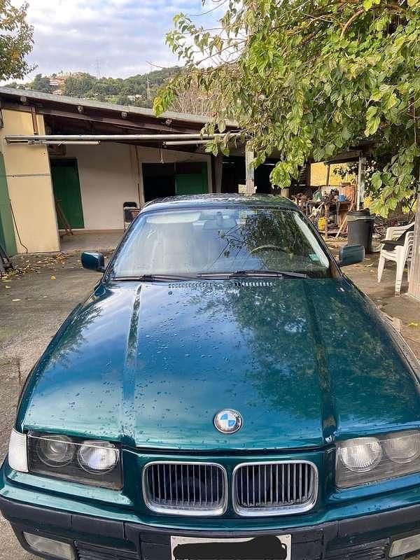 Usata BMW 318 140 CV (102 kW) 1994 Verde Coupé
