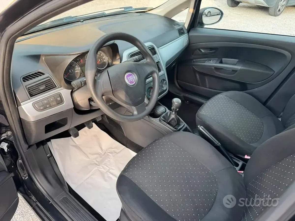 Usata Fiat Grande Punto 77 CV (56 kW) 2009 Utilitaria
