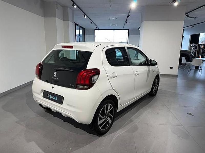 Begagnad Peugeot 108 Active 72 HK (52 kW) 2020 Vit Halvkombi