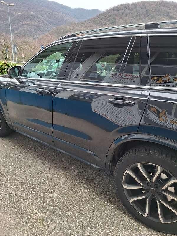 Usata Volvo XC90 Momentum 185 CV (136 kW) 2018 Nero SUV