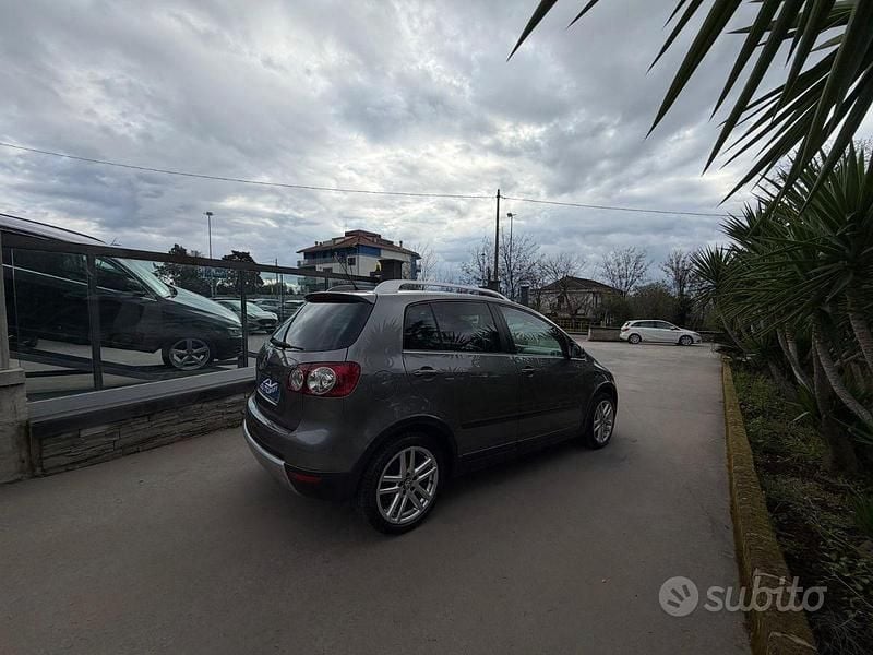 Usata VW Golf Plus Cross 104 CV (76 kW) 2008 Monovolume