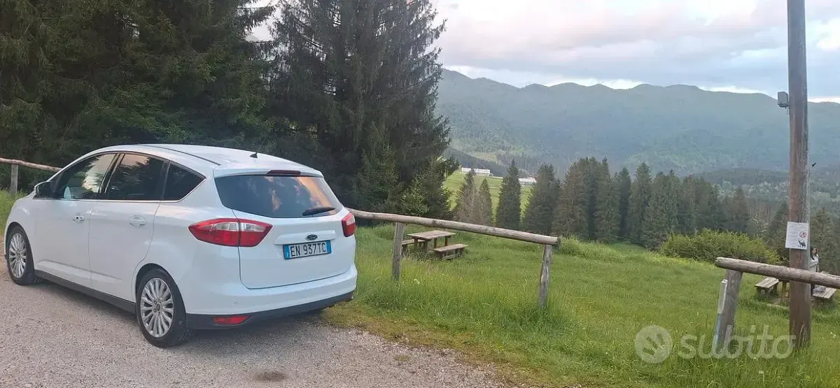 Usata Ford C-MAX 120 CV (88 kW) 2012 Bianco Monovolume