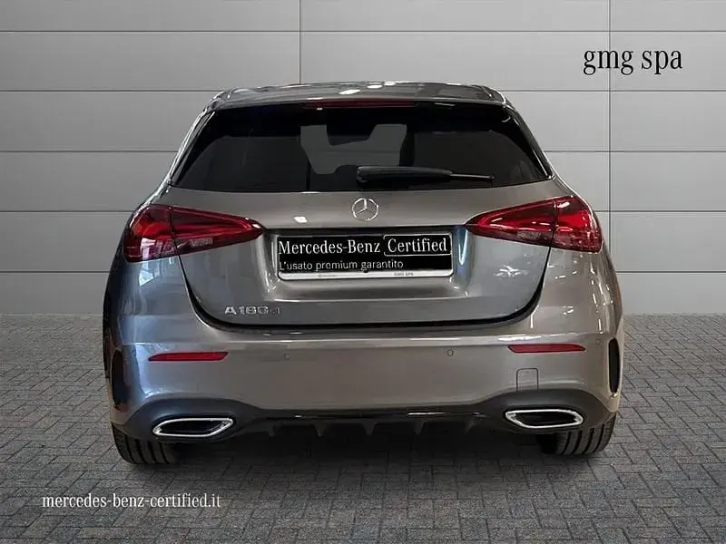 Usata Mercedes A180 Premium 116 CV (85 kW) 2025 Grigio Utilitaria