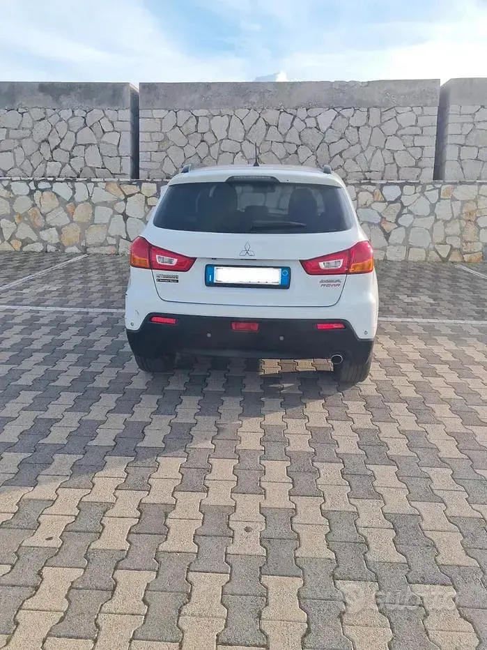 Usata Mitsubishi ASX Intense 150 CV (110 kW) 2011 Bianco SUV