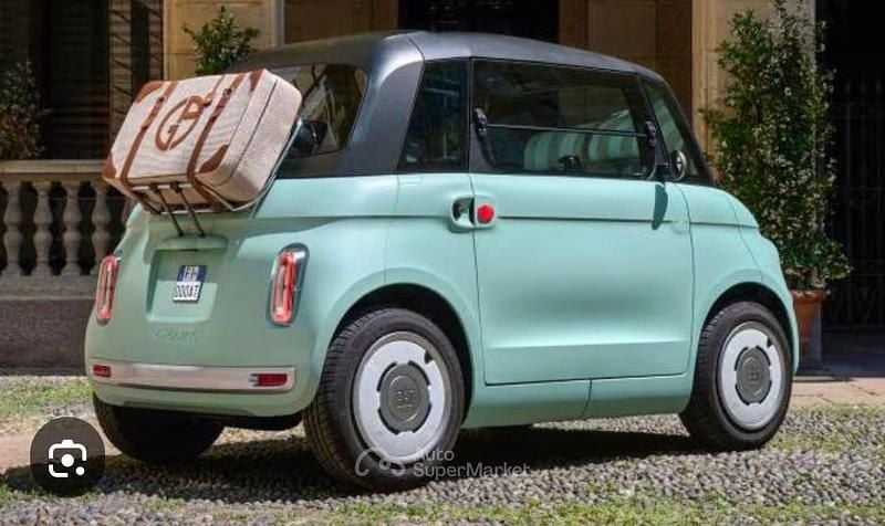 Usata Fiat Topolino 5 kW (8 CV) 2024 Verde Utilitaria