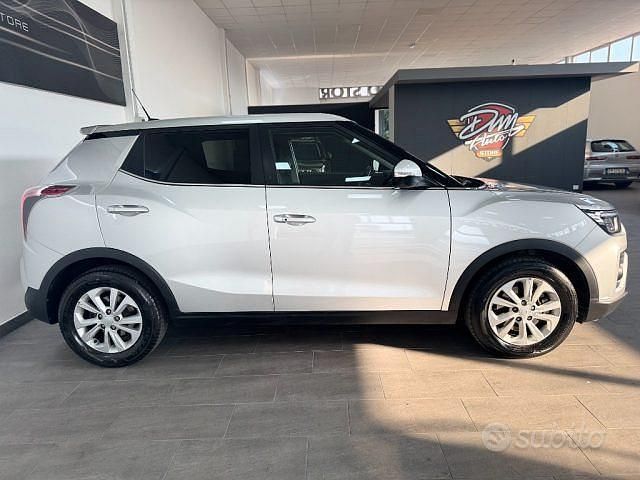 Usata Ssangyong (KGM) Tivoli 136 CV (100 kW) 2021 Grigio SUV