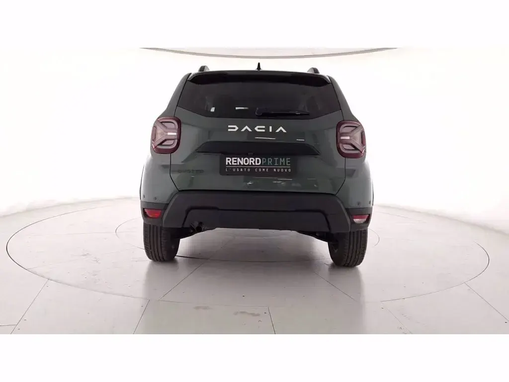 Usata Dacia Duster Journey 91 CV (66 kW) 2023 Verde scuro SUV