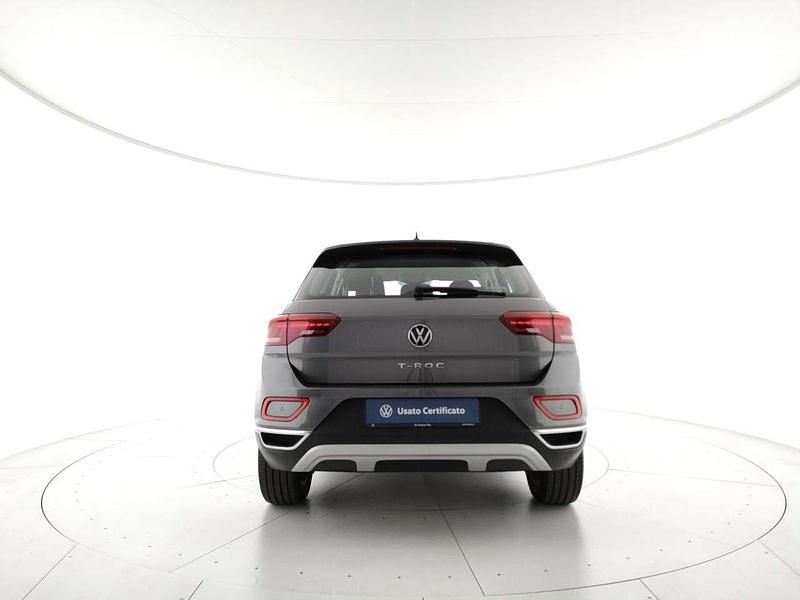 Usata VW T-Roc Style 110 CV (80 kW) 2022 Indium grey metallizzato deep black perl SUV