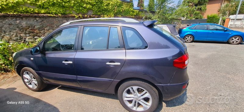 Usata Renault Koleos 150 CV (110 kW) 2011 Grigio SUV