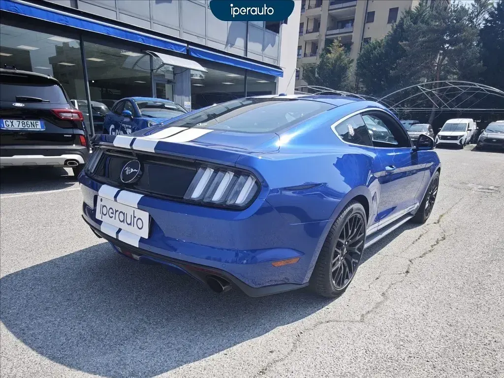 Usata Ford Mustang Fastback 317 CV (233 kW) 2017 Blu Berlina