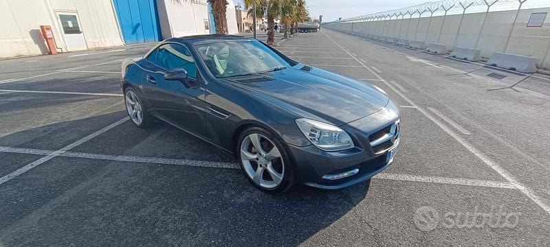 Usata Mercedes SLK200 184 CV (135 kW) 2013 Grigio Cabrio