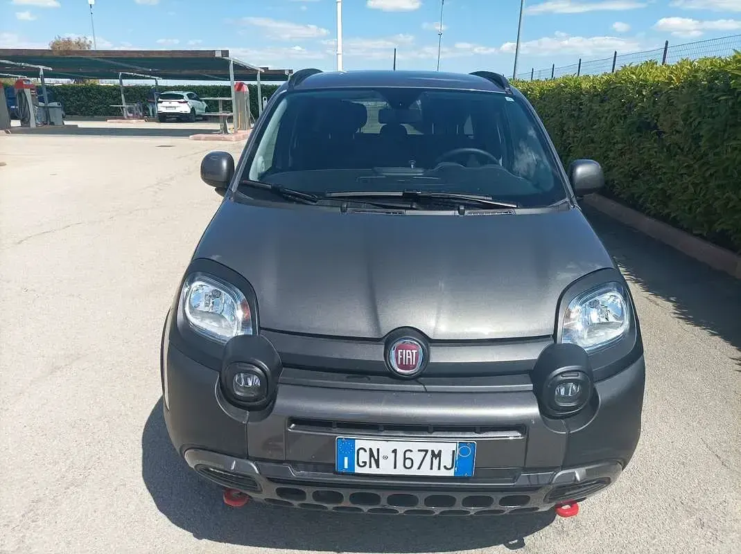 Usata Fiat Panda Cross Cross 69 CV (50 kW) 2023 Utilitaria