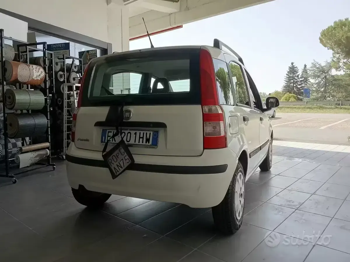 Usata Fiat Panda Dynamic 69 CV (50 kW) 2011 Bianco Utilitaria