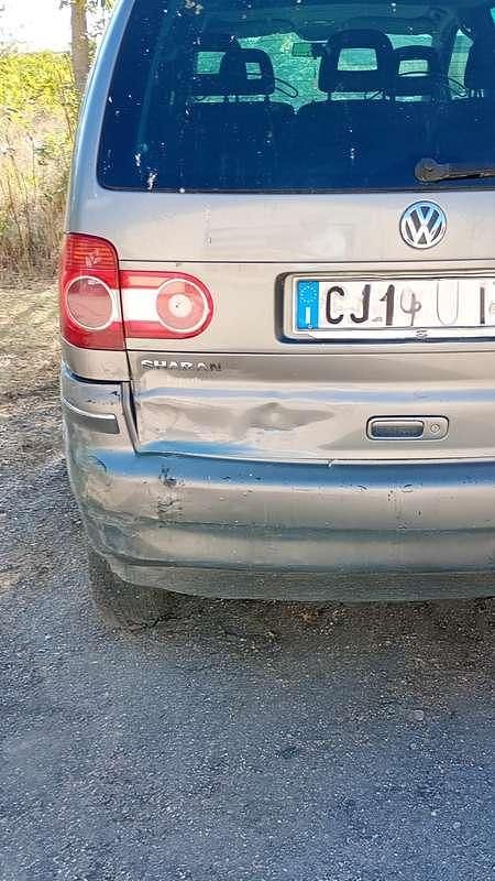 Usata VW Sharan Comfortline 131 CV (96 kW) 2004 Monovolume