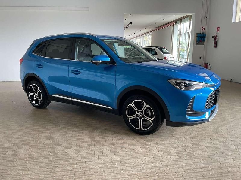 Nuova MG ZS Comfort 106 CV (77 kW) 2025 Blu metalizzato Berlina