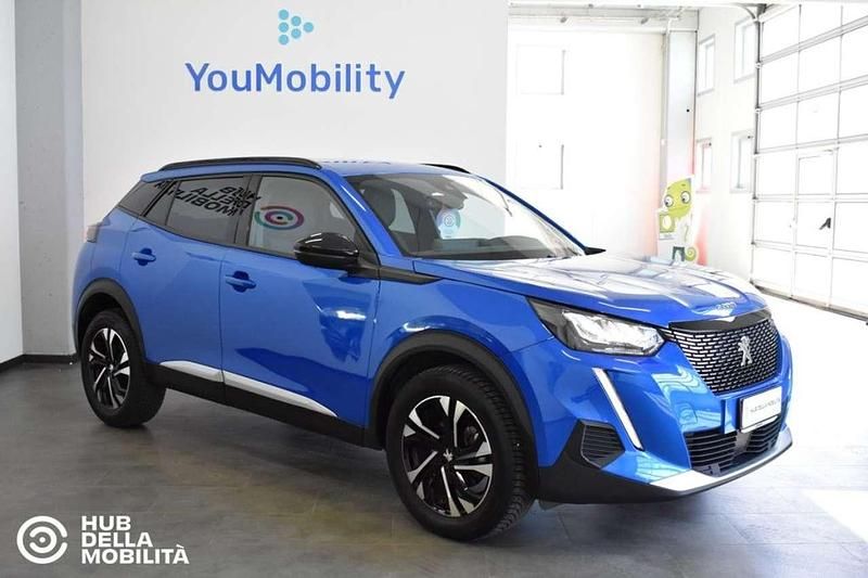 Usata Peugeot 2008 Allure 131 CV (96 kW) 2022 Blu SUV