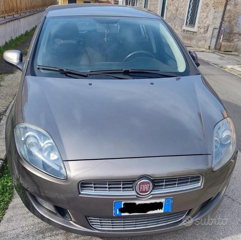 Usata 2011 Fiat Bravo Due volumi | 3700 € (Buon prezzo) - Immagine 1/4