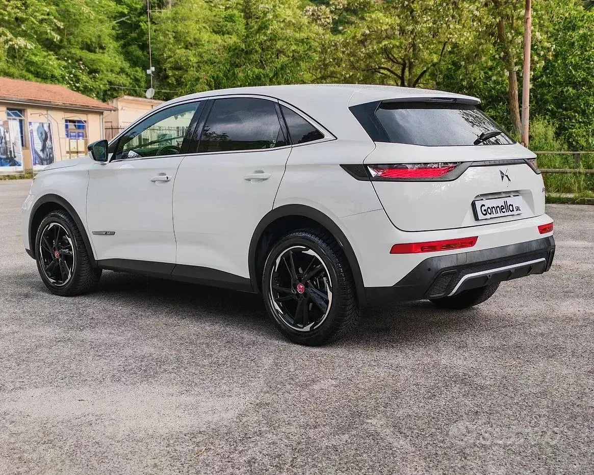 Usata DS Automobiles DS7 Crossback Performance 131 CV (96 kW) 2022 Bianco SUV
