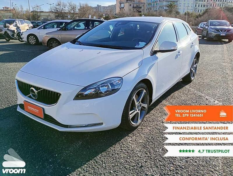 Usata 2017 Volvo V40 Kinetic Station wagon | 11.990 € (Buon prezzo) - Immagine 1/4