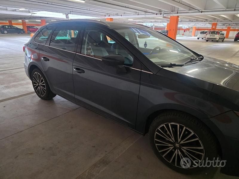 Gebraucht Seat Leon 130 PS (95 kW) 2019 Grau Kombi
