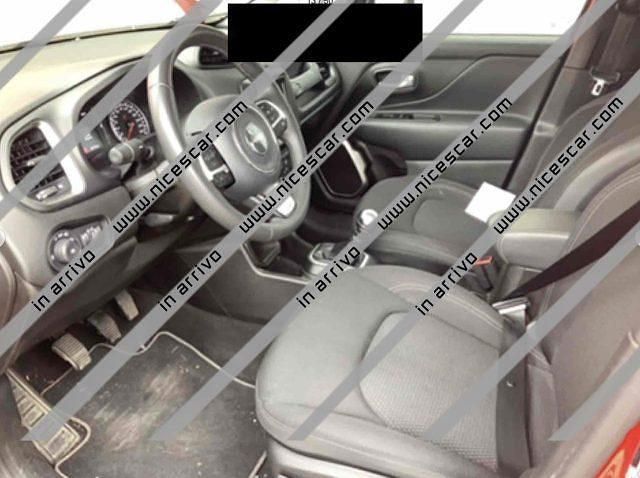 Usata Jeep Renegade Longitude 130 CV (95 kW) 2023 Rosso SUV