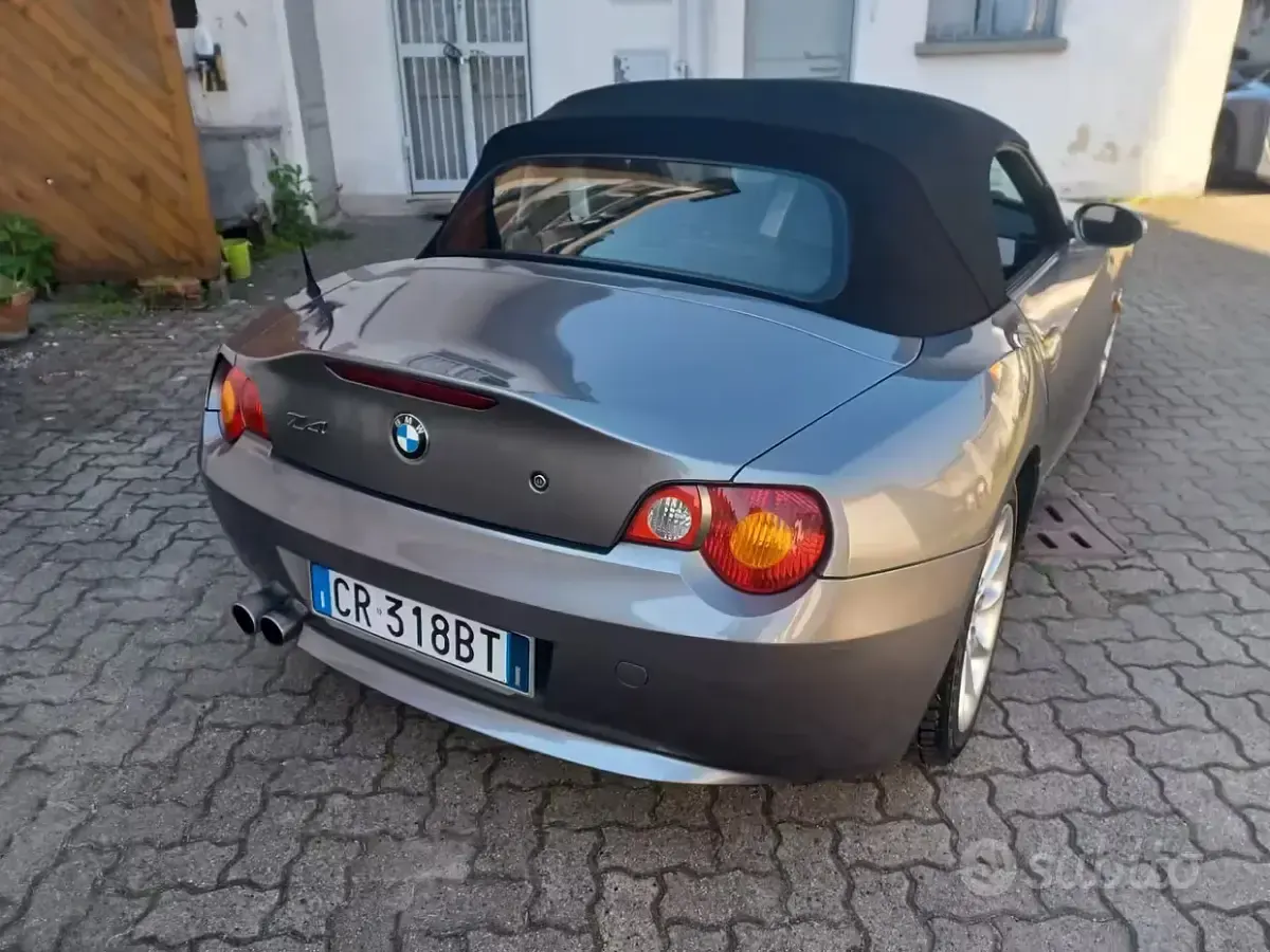 Usata BMW Z4 170 CV (125 kW) 2004 Grigio Cabrio