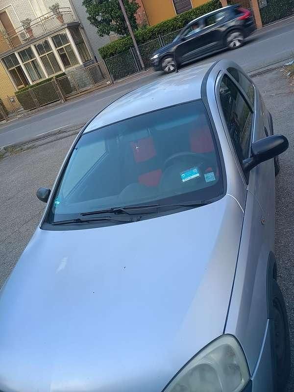 Usata Opel Corsa Comfort 58 CV (42 kW) 2002 Utilitaria