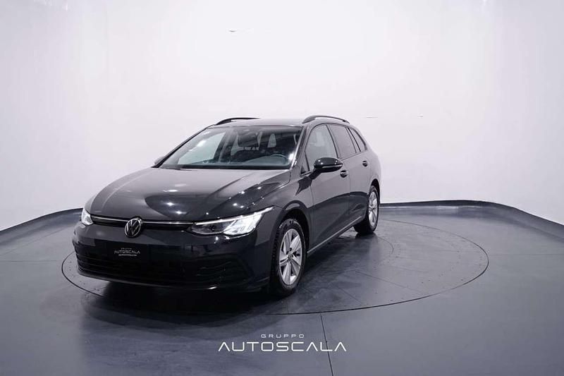 Usata VW Golf VIII Life 131 CV (96 kW) 2022 Nero Station wagon