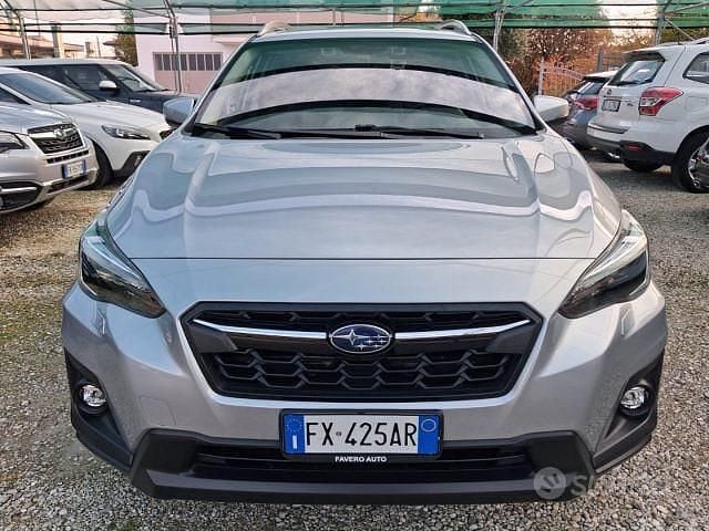 Usata Subaru XV Premium 114 CV (83 kW) 2019 Argento SUV