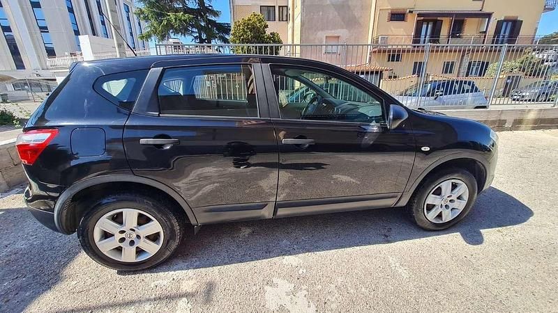 Usado Nissan Qashqai Tekna 150 CV (110 kW) 2013 Negro SUV