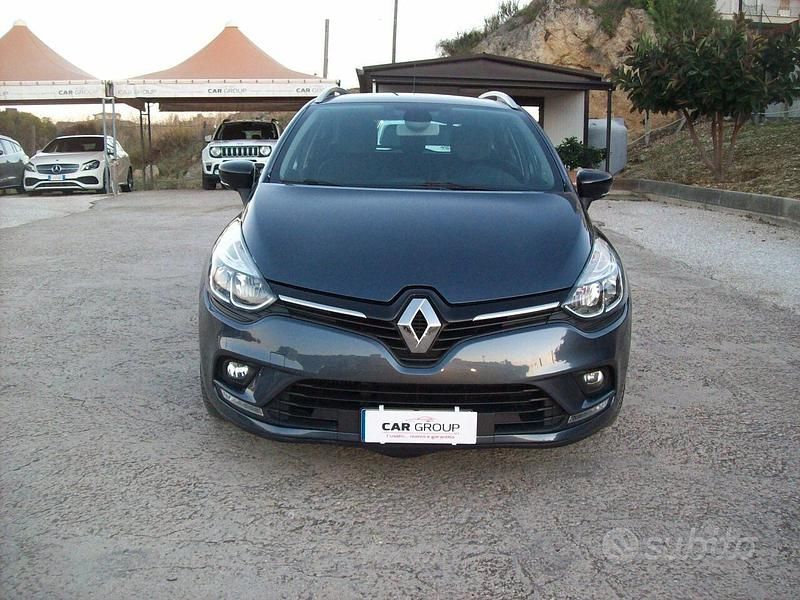 Usata Renault Clio GrandTour 89 CV (65 kW) 2018 Blu Station wagon