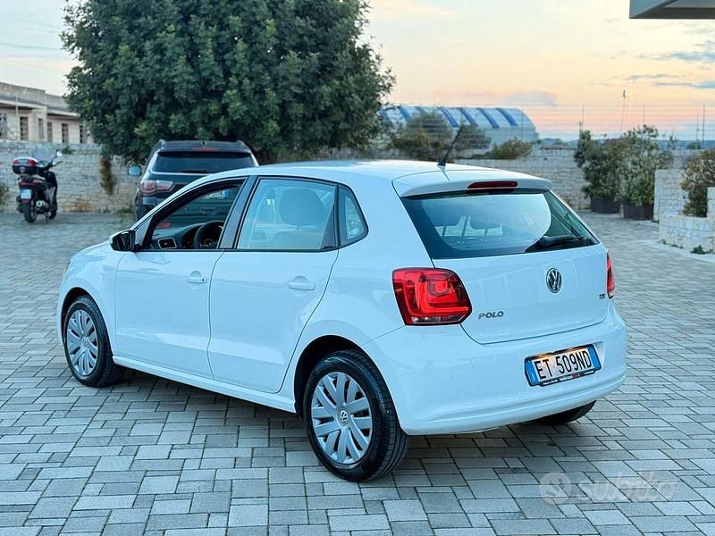 Usata VW Polo 74 CV (54 kW) 2013 Bianco Utilitaria