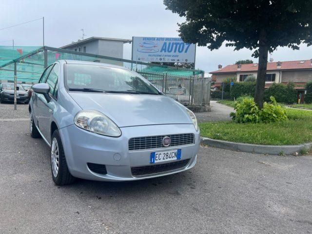 Usata Fiat Grande Punto S 78 CV (57 kW) 2010 Argento metallizzato Utilitaria