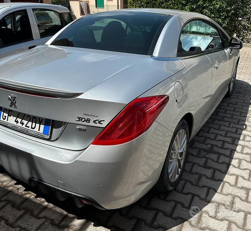 Usata Peugeot 308 CC 2014 Grigio Cabrio