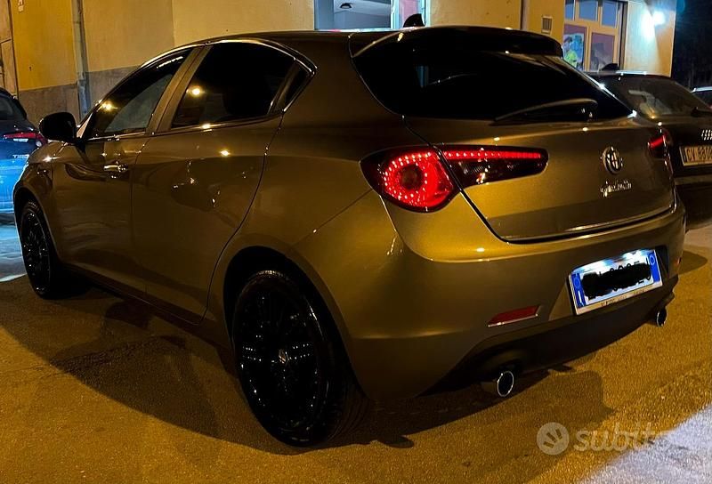 Usata Alfa Romeo Giulietta 140 CV (102 kW) 2011 Utilitaria