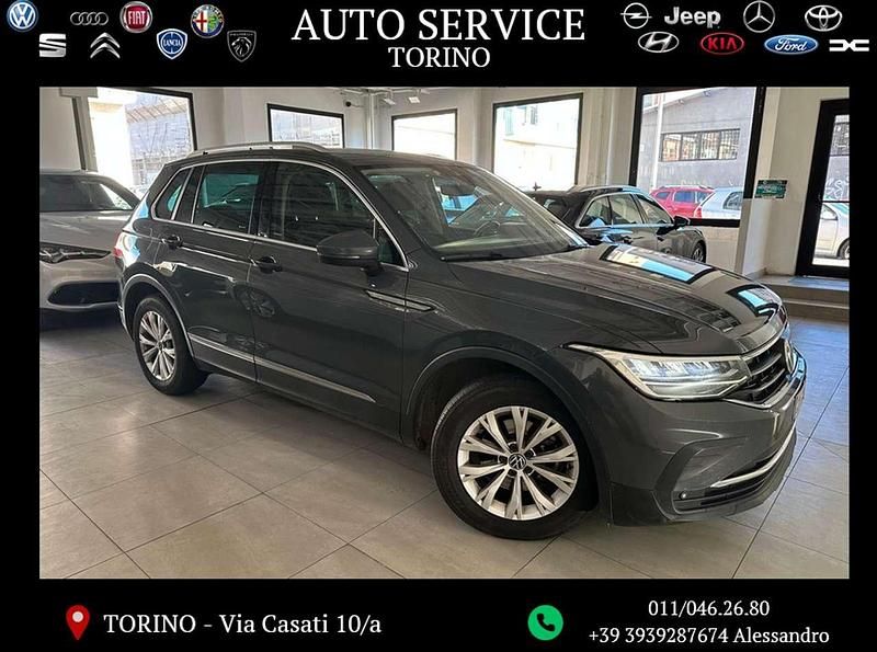 Usata VW Tiguan Life 150 CV (110 kW) 2021 Indium grey SUV