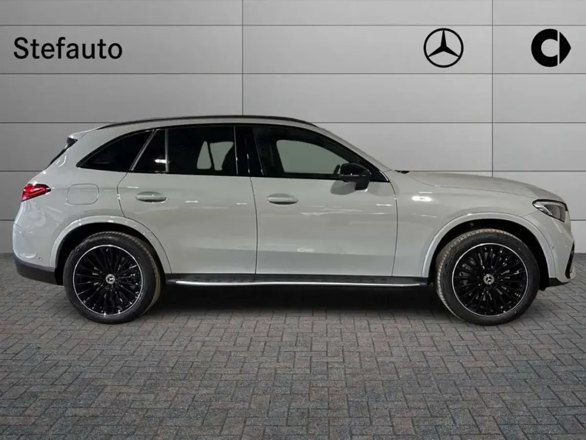 Nuova Mercedes GLC300de Advanced 197 CV (144 kW) 2026 Grigio alpi standard SUV