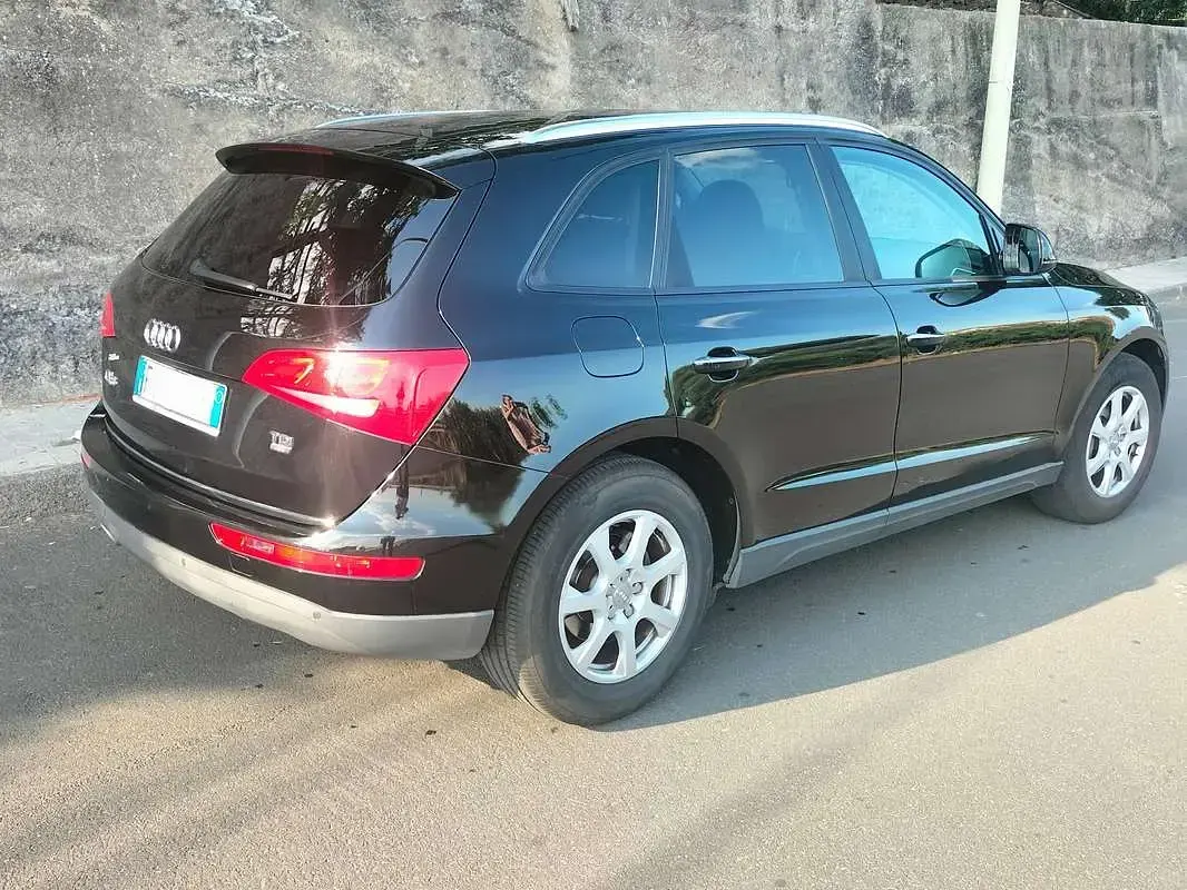 Usata Audi Q5 Ambiente 150 CV (110 kW) 2016 Nero SUV