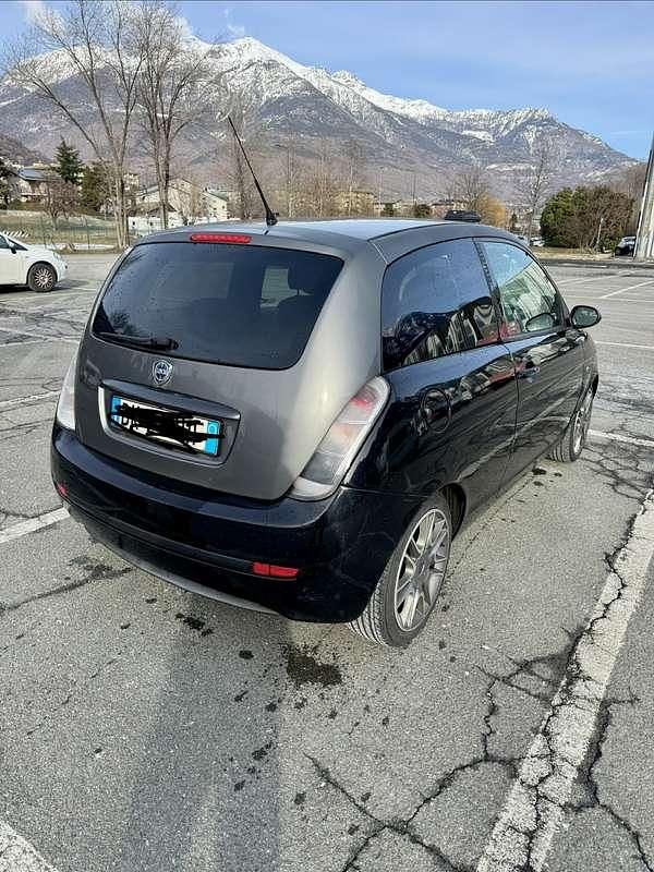 Usata Lancia Ypsilon 95 CV (69 kW) 2007 Utilitaria