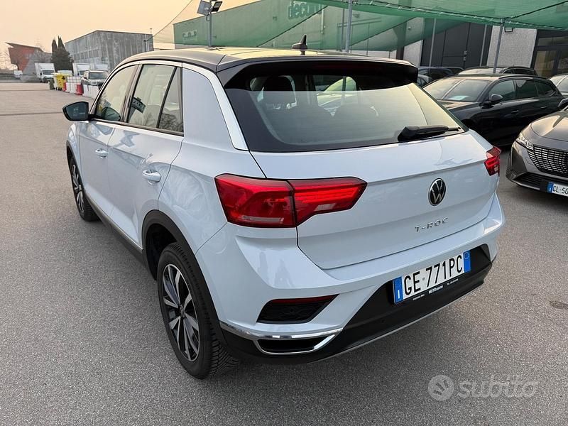 Usata VW T-Roc Advance 150 CV (110 kW) 2021 Bianco SUV