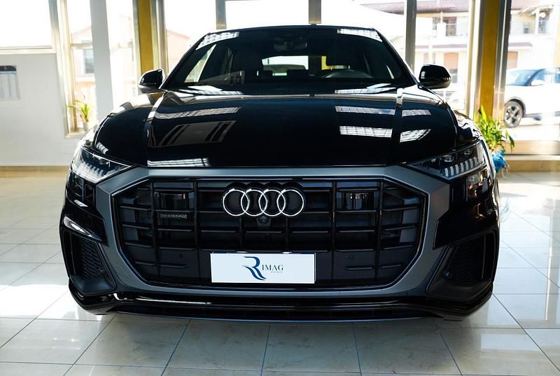 Usata Audi Q8 Sport 285 CV (209 kW) 2021 Nero SUV