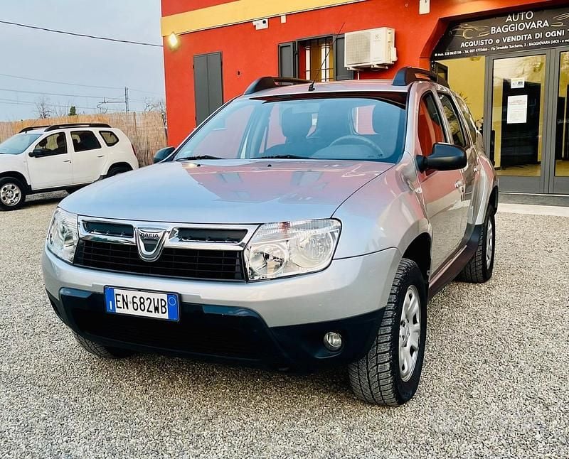 Usata Dacia Duster 110 CV (80 kW) 2012 Grigio SUV