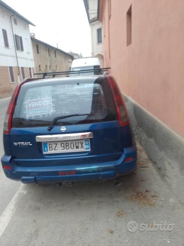 Usata Nissan X-Trail 114 CV (83 kW) 2002 Blu SUV