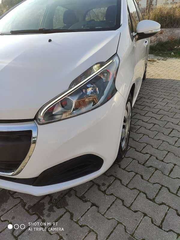Usata Peugeot 208 Active 82 CV (60 kW) 2018 Utilitaria