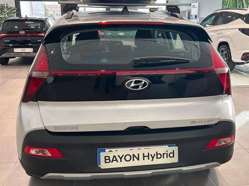 Usata Hyundai Bayon 101 CV (74 kW) 2022 Grigio SUV