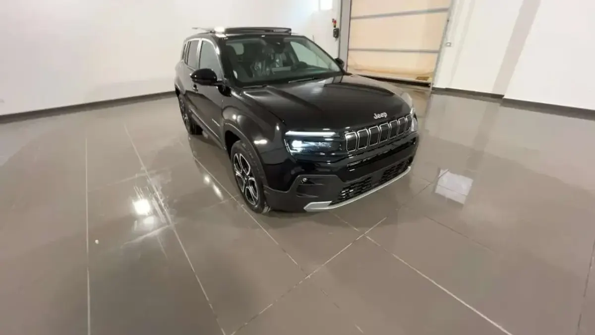 Nuova Jeep Avenger Summit 101 CV (74 kW) 2026 Nero SUV