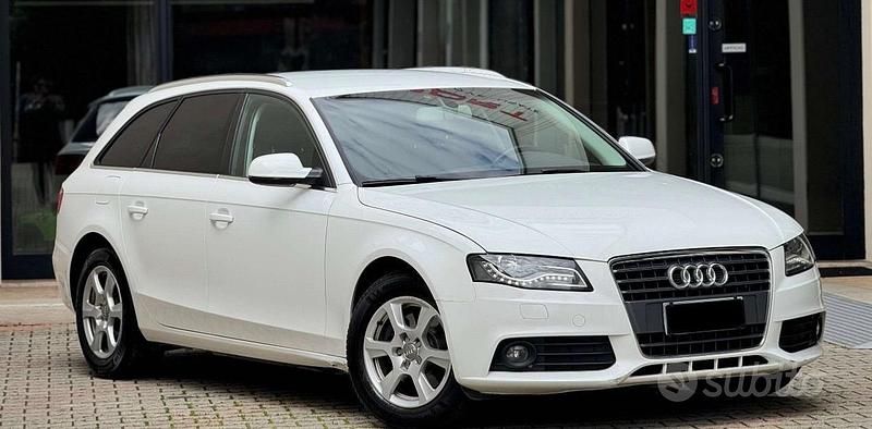Usata Audi A4 Ambition 120 CV (88 kW) 2011 Bianco Station wagon